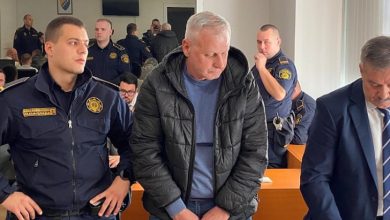 Policajci koji su podvodili maloljetnice